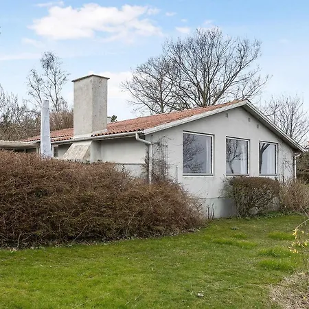 Amazing In Unknown With 3 Bedrooms And Wifi