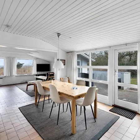 Amazing In Unknown With 3 Bedrooms And Wifi Allinge-Sandvig